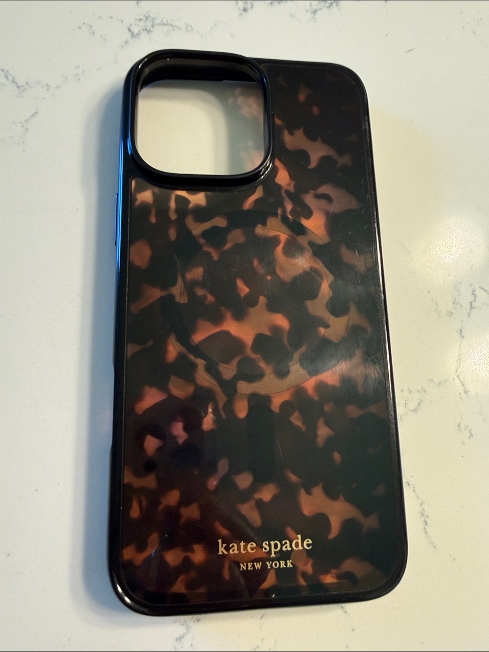 kate spade Tortoise Shell Glossy Phone Case in Brown and Black